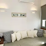 Lioyerma Cave Villa2 With Private Hot Tub
