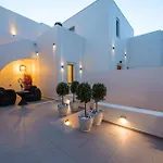 La Madeleine Oia