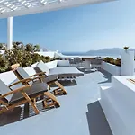 Ikies Santorini