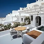 Ikies Santorini