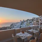 Art Maisons Oia Castle
