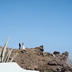 Ikies Santorini