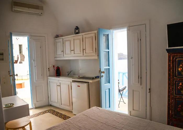 Sol-Mate Suites