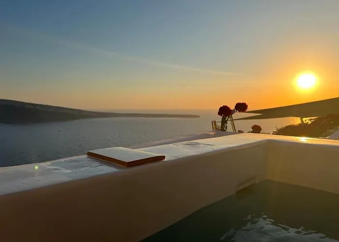 Lioyerma Cave Villa2 With Private Hot Tub