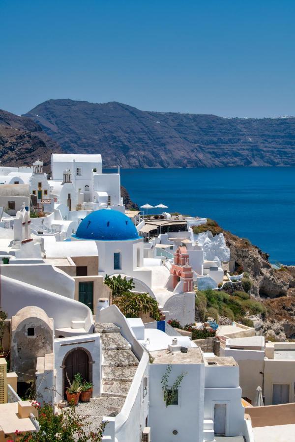 Kaleidoscope Oia