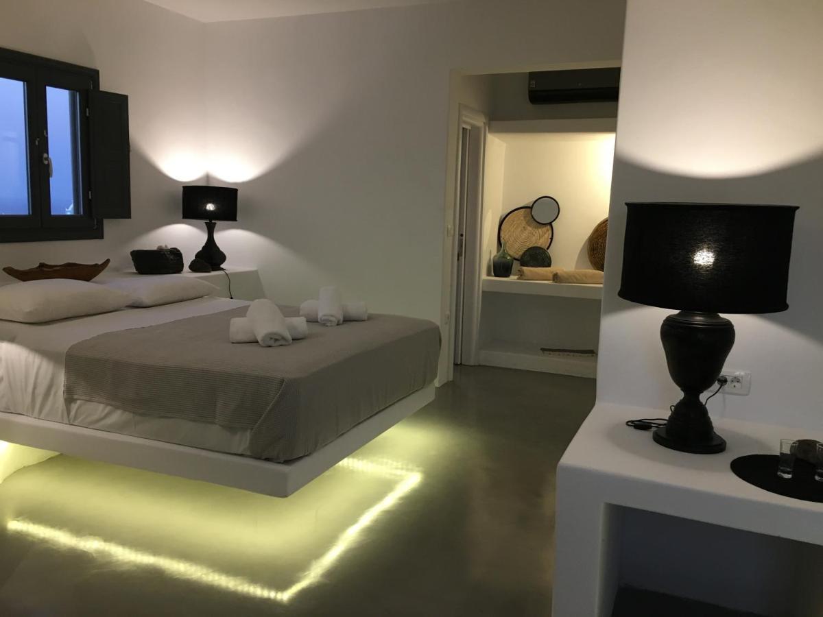 Santolia Art Aparthotel Oía