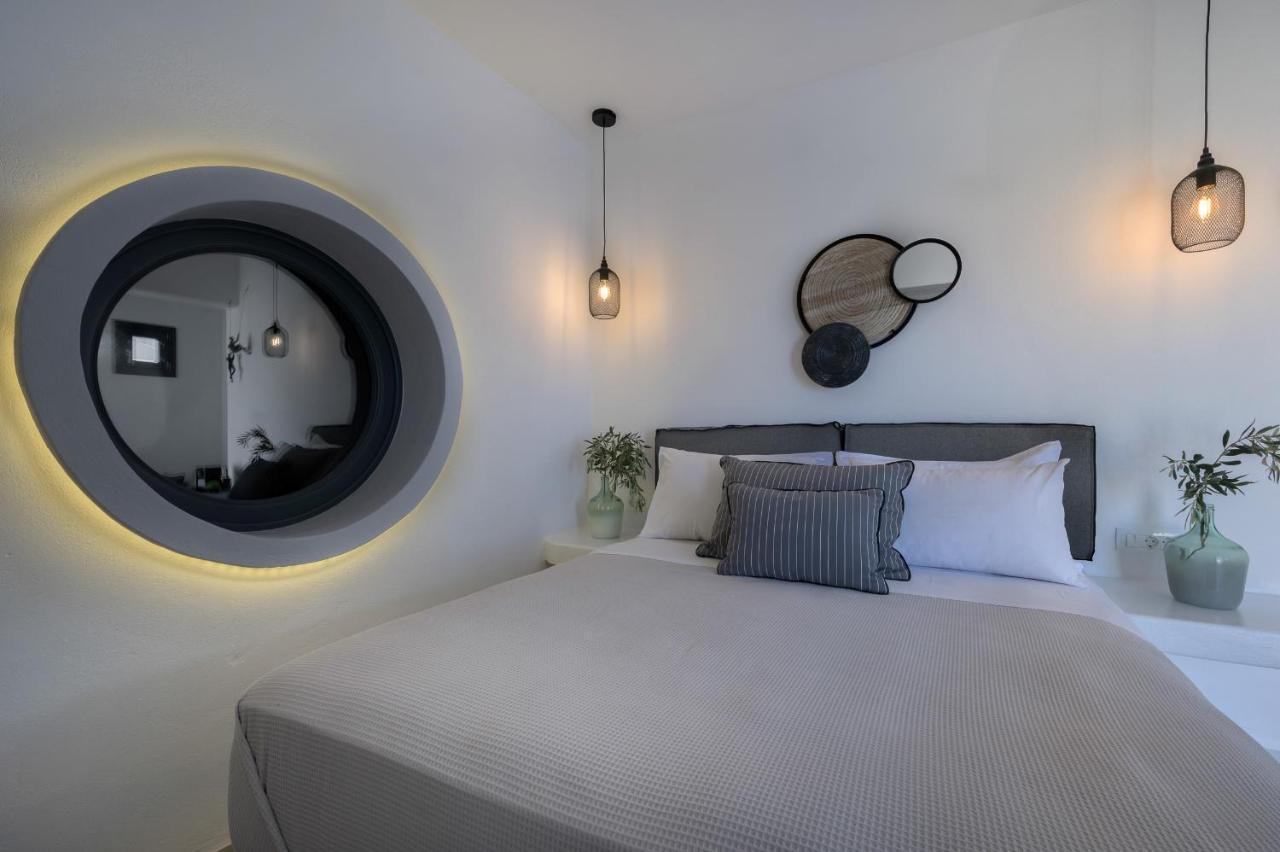 Santolia Art Aparthotel Oía