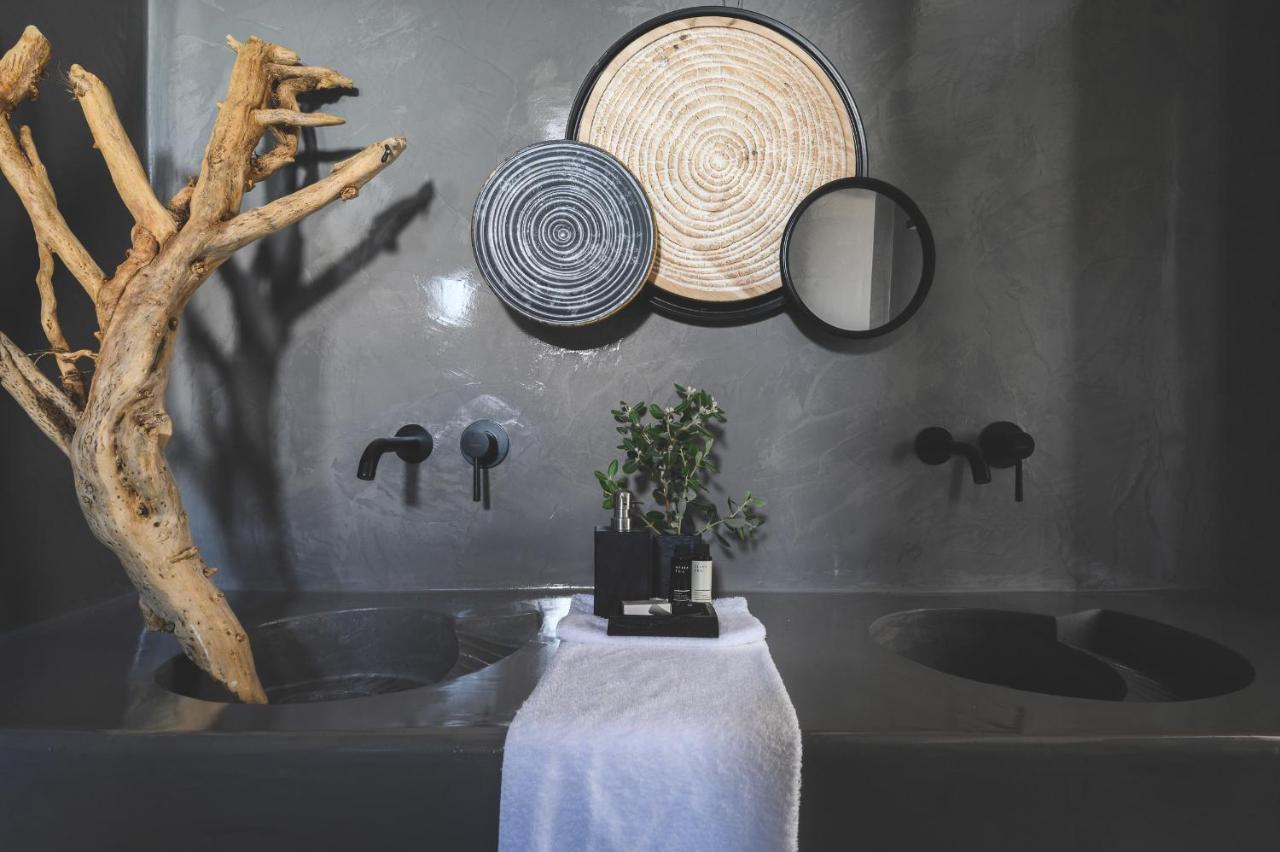 Santolia Art Oía