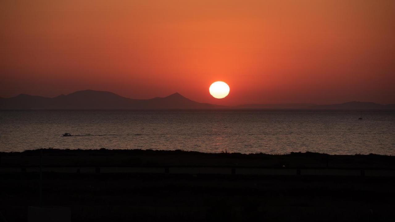 Volcanic Arc 3* Oia (Santorini)