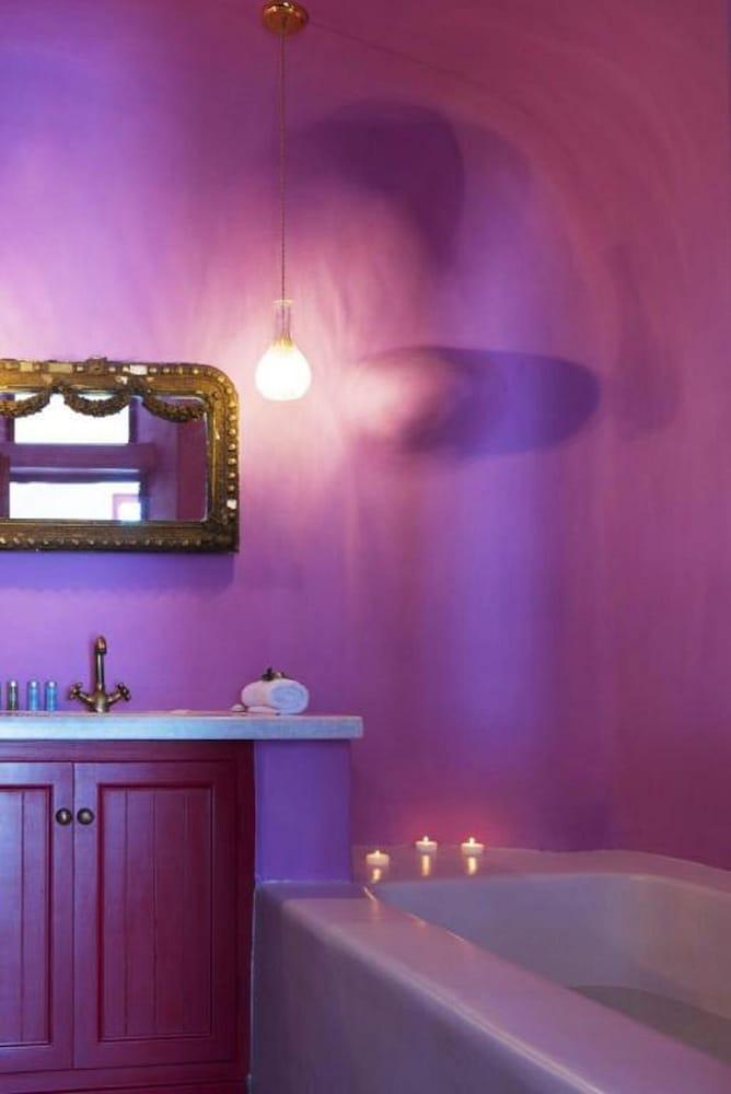 The Architect's Cave House 3*
