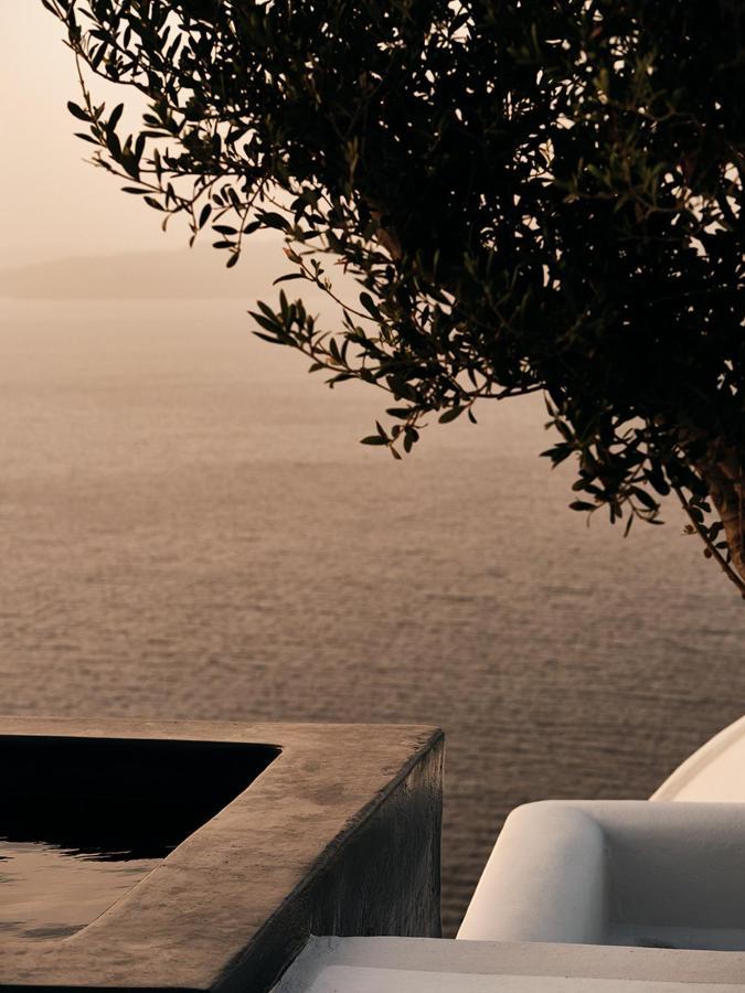Abyss Santorini