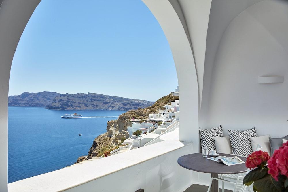 Hotel Katikies Santorini - The Leading Of The World