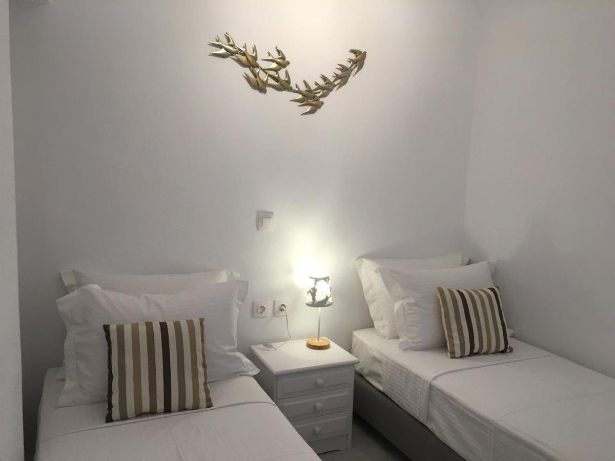 Golden Sunset Villa Oia (Santorini)