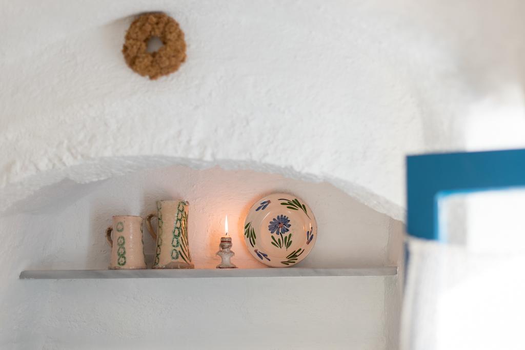 Strogili Aparthotel Oia (Santorini)