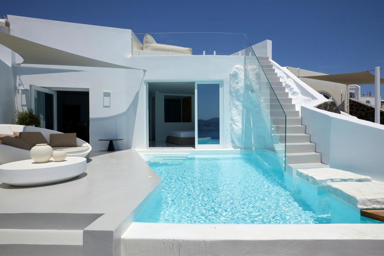 The Saint Hotel Oia (Santorini)