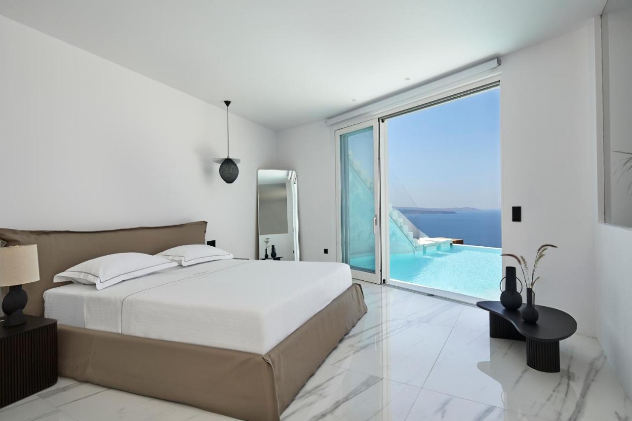 The Saint Hotel Oia (Santorini)