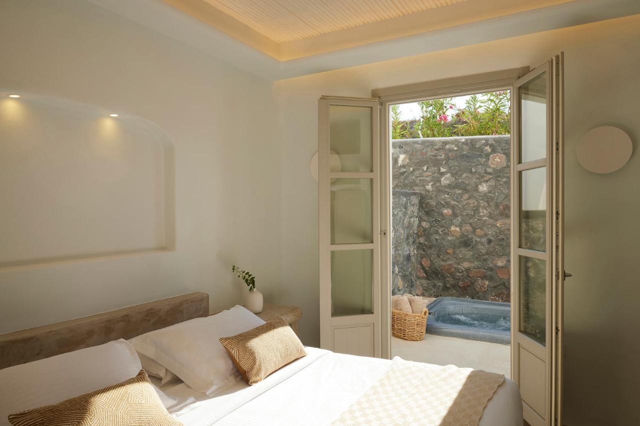 Danae Santorini Hotel