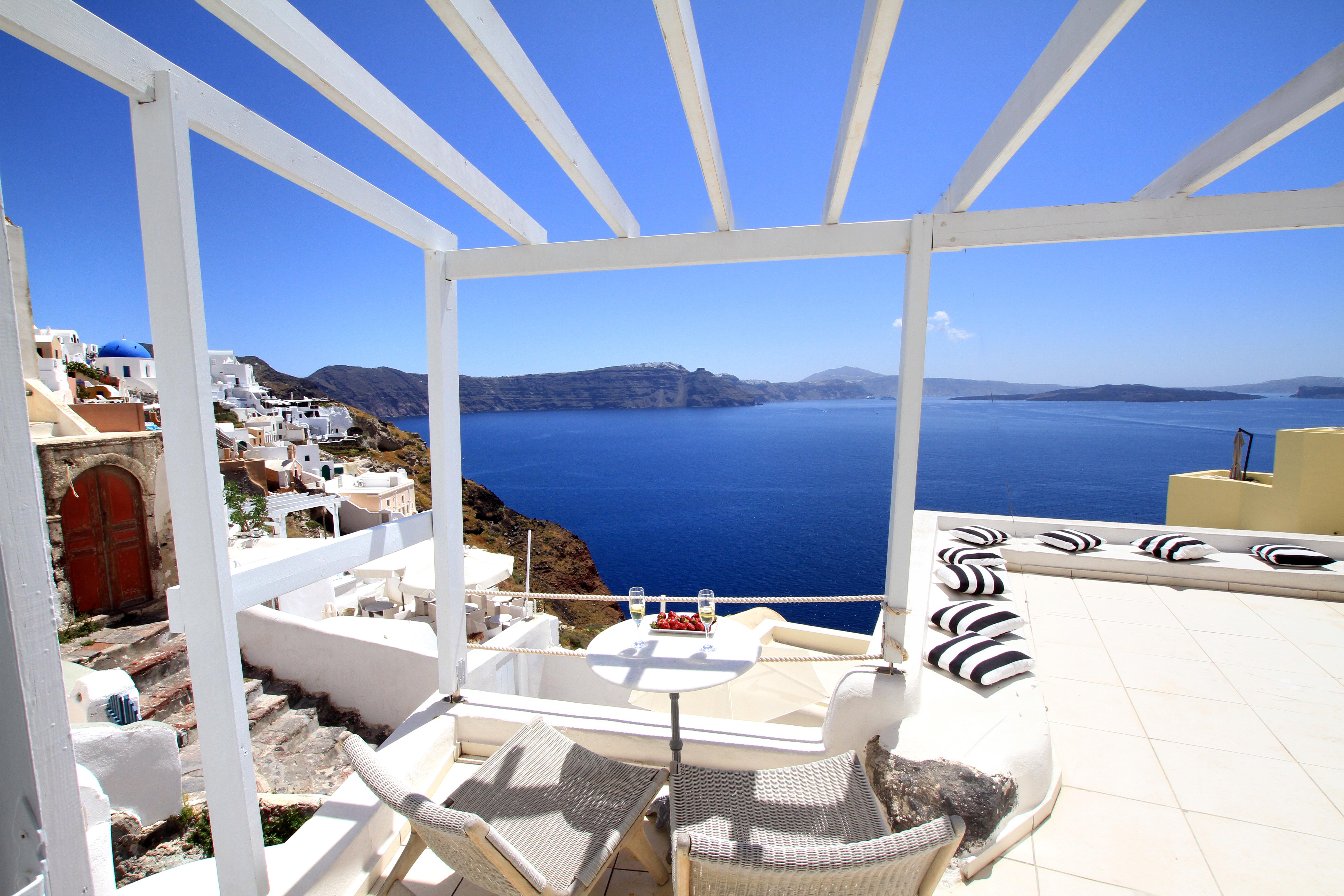 Prime 3* Oia (Santorini)