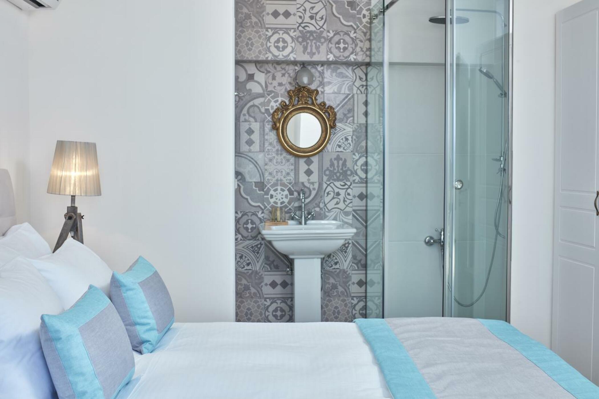 La Maltese Luxury *