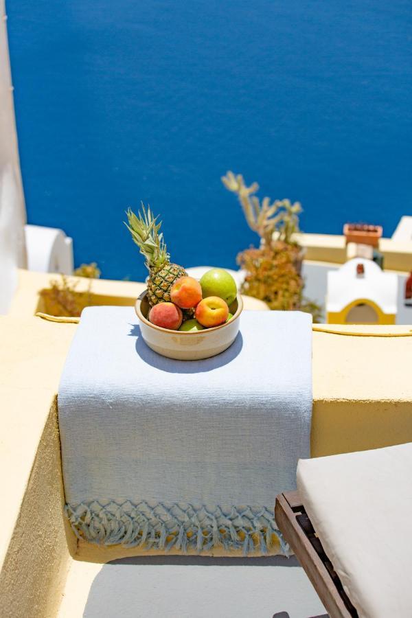 Zoe Aegeas Traditional 3* Oia (Santorini)