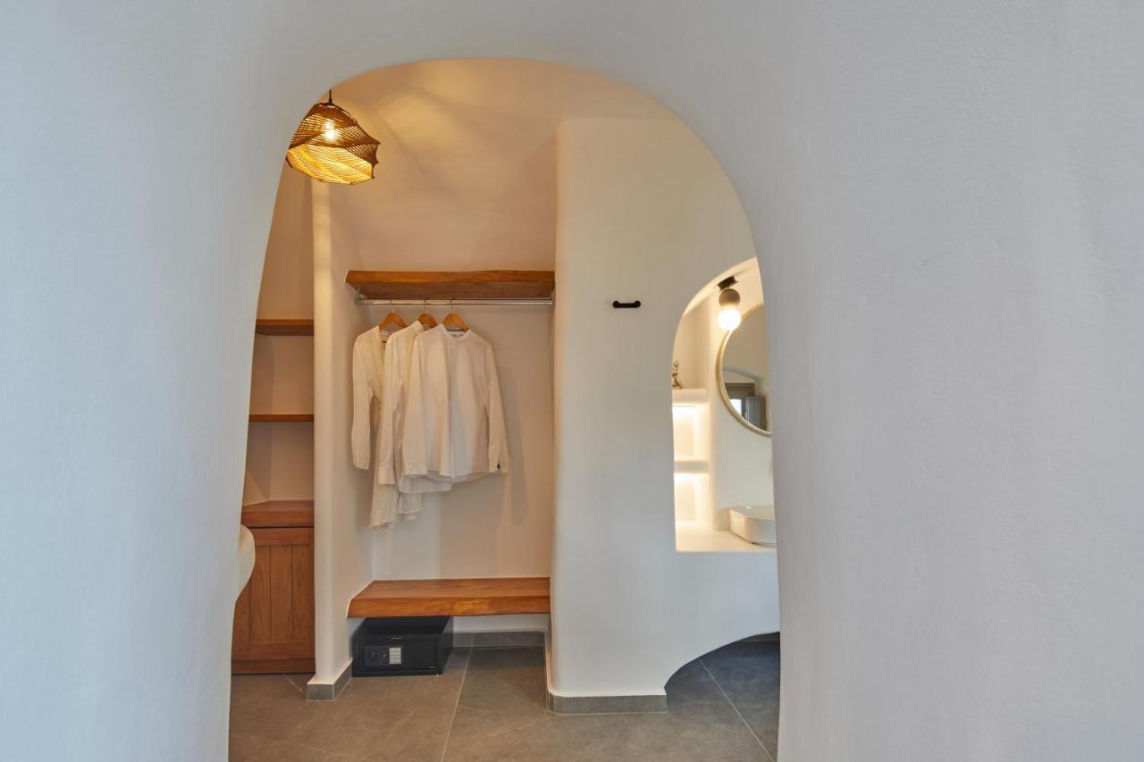Allure Breeze Oia (Santorini)