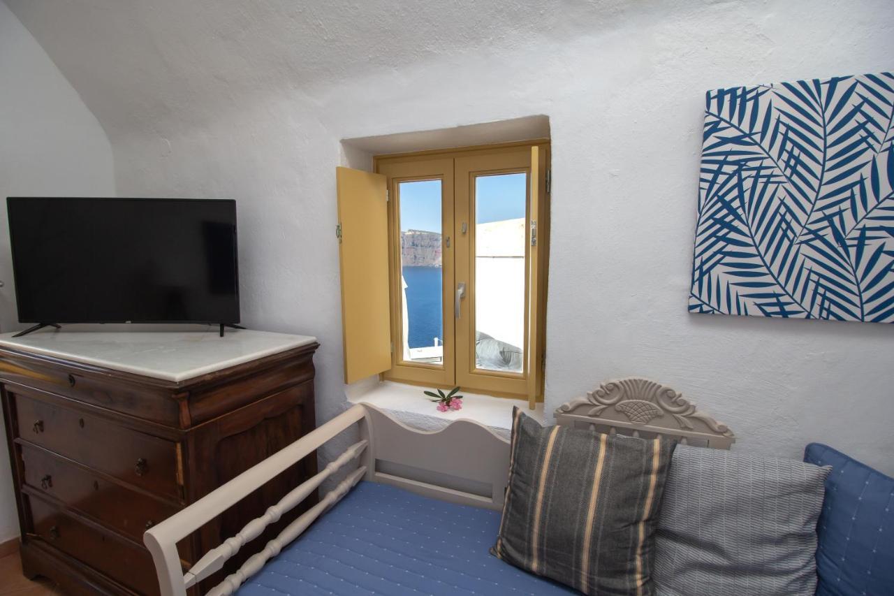 Holiday home Ariadni Cave In Oia (Santorini)