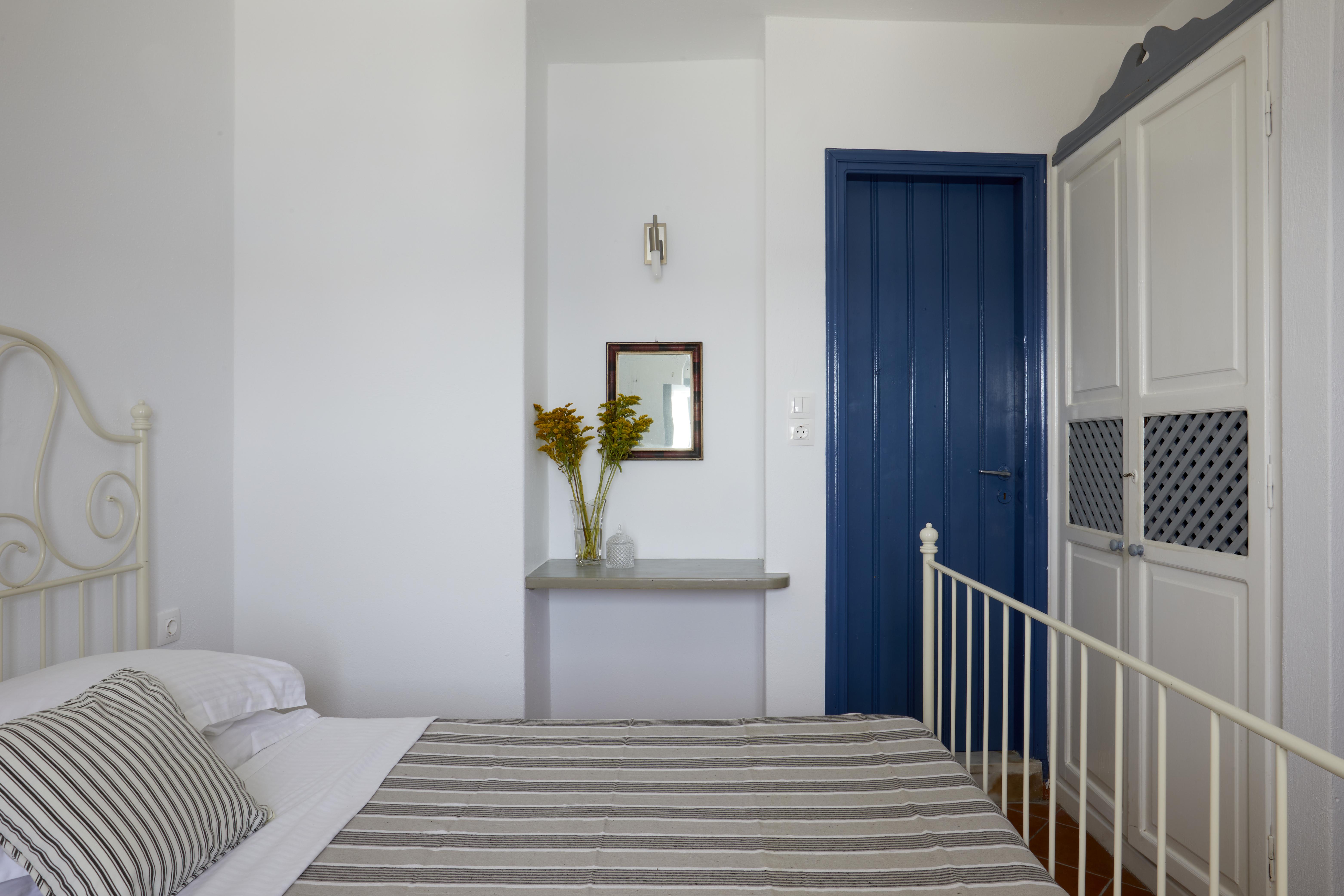 Allure Breeze Oia (Santorini)