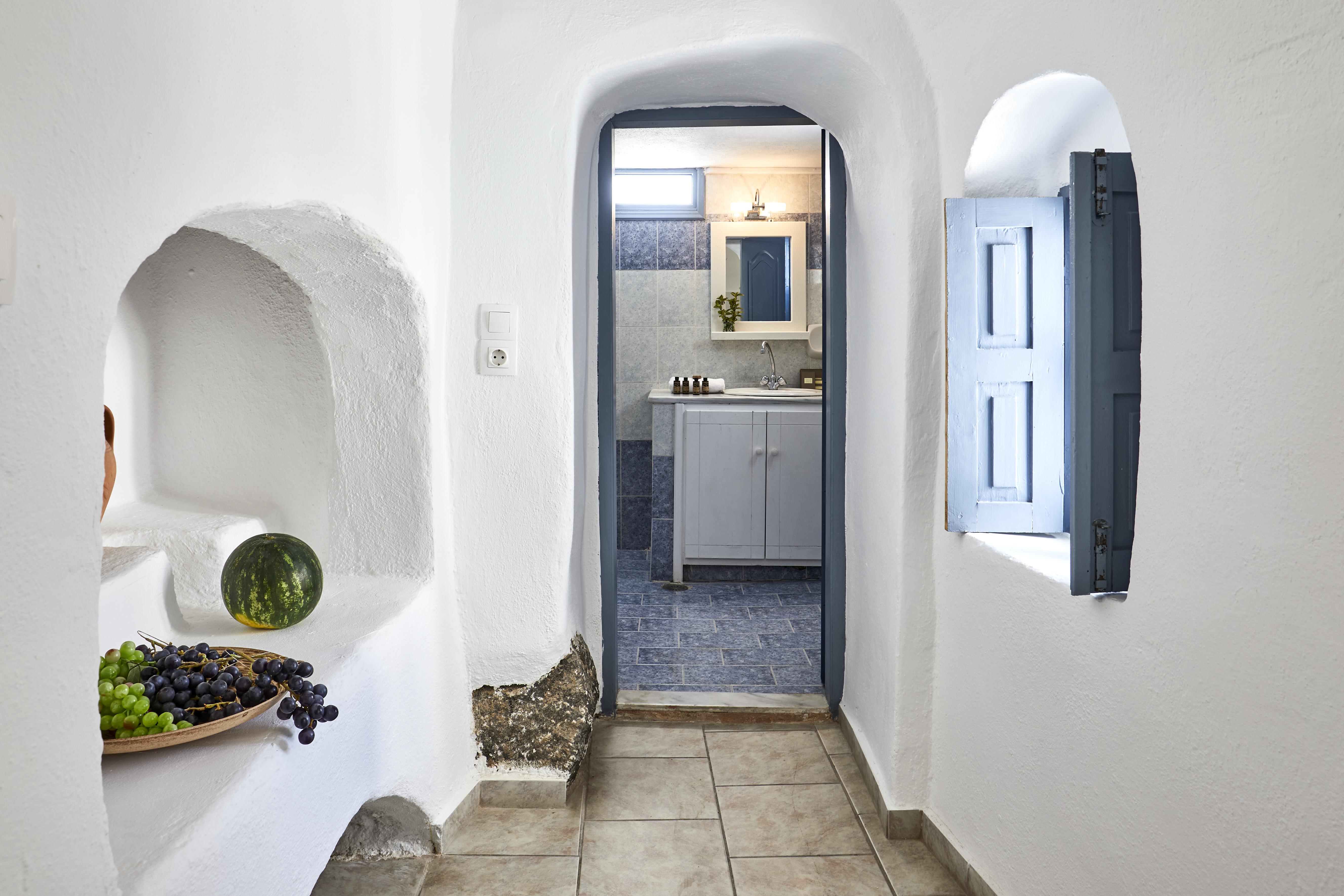 Allure Breeze Oia (Santorini)