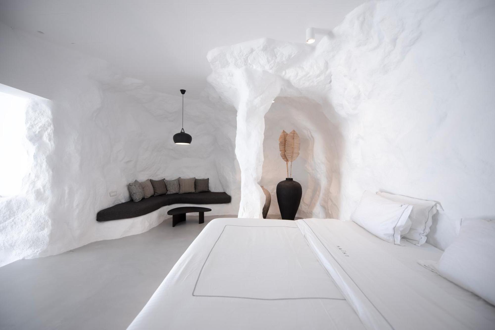 The Saint Hotel