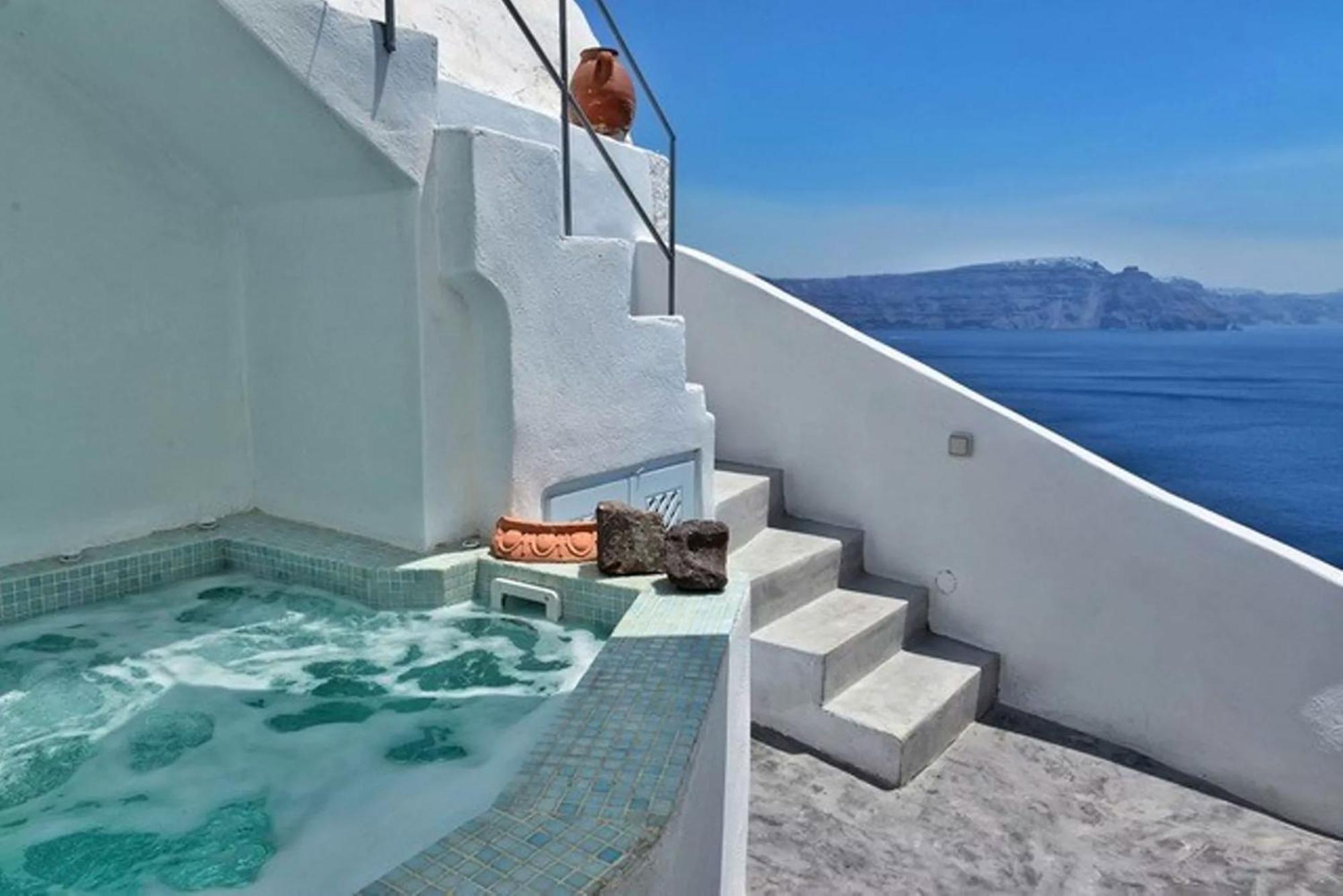 Felicity Villa Caldera View-Outdoor Hot Tub Asv Oia Santorini *