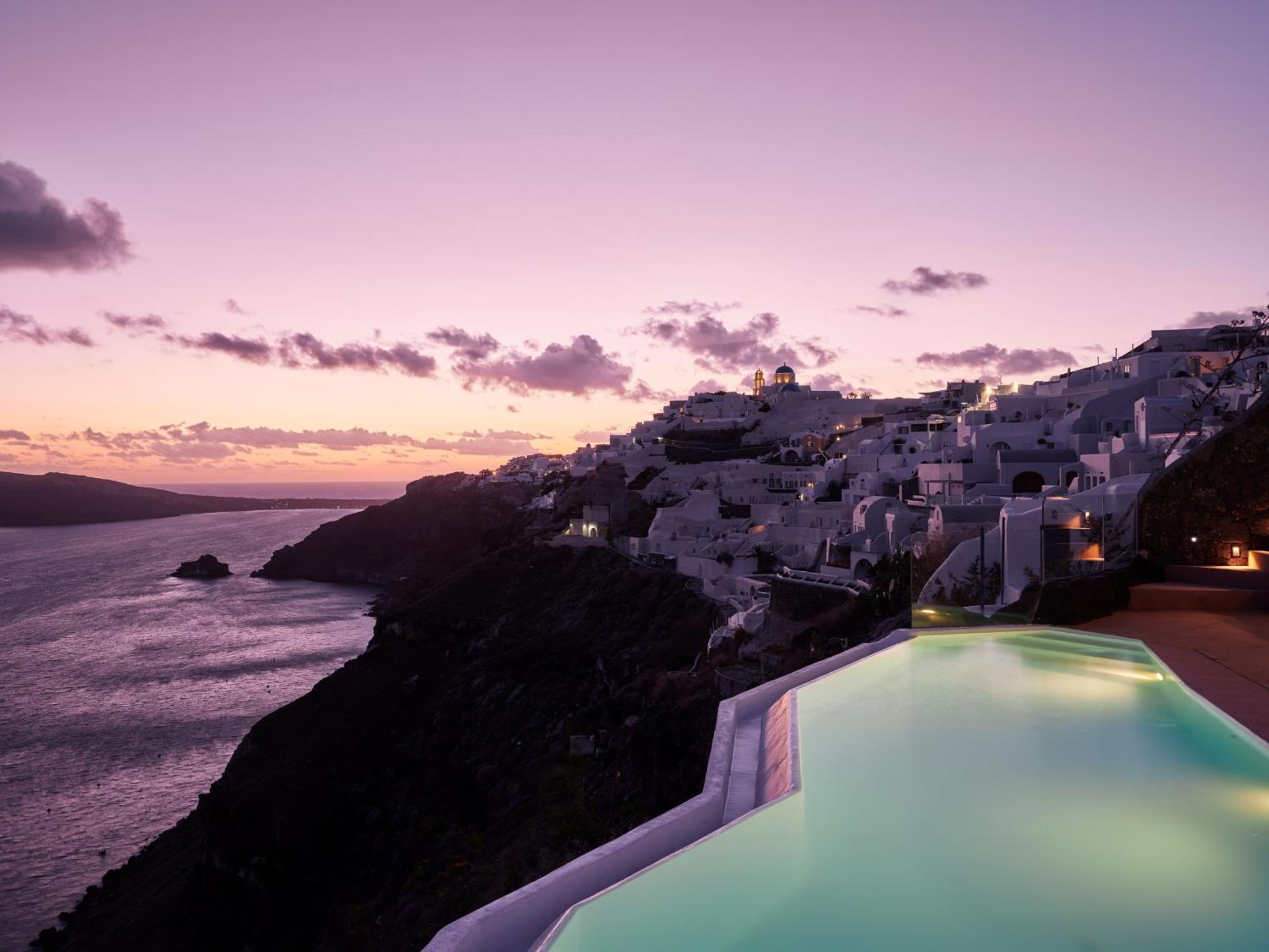 Olvos Luxury Aparthotel Oia (Santorini)