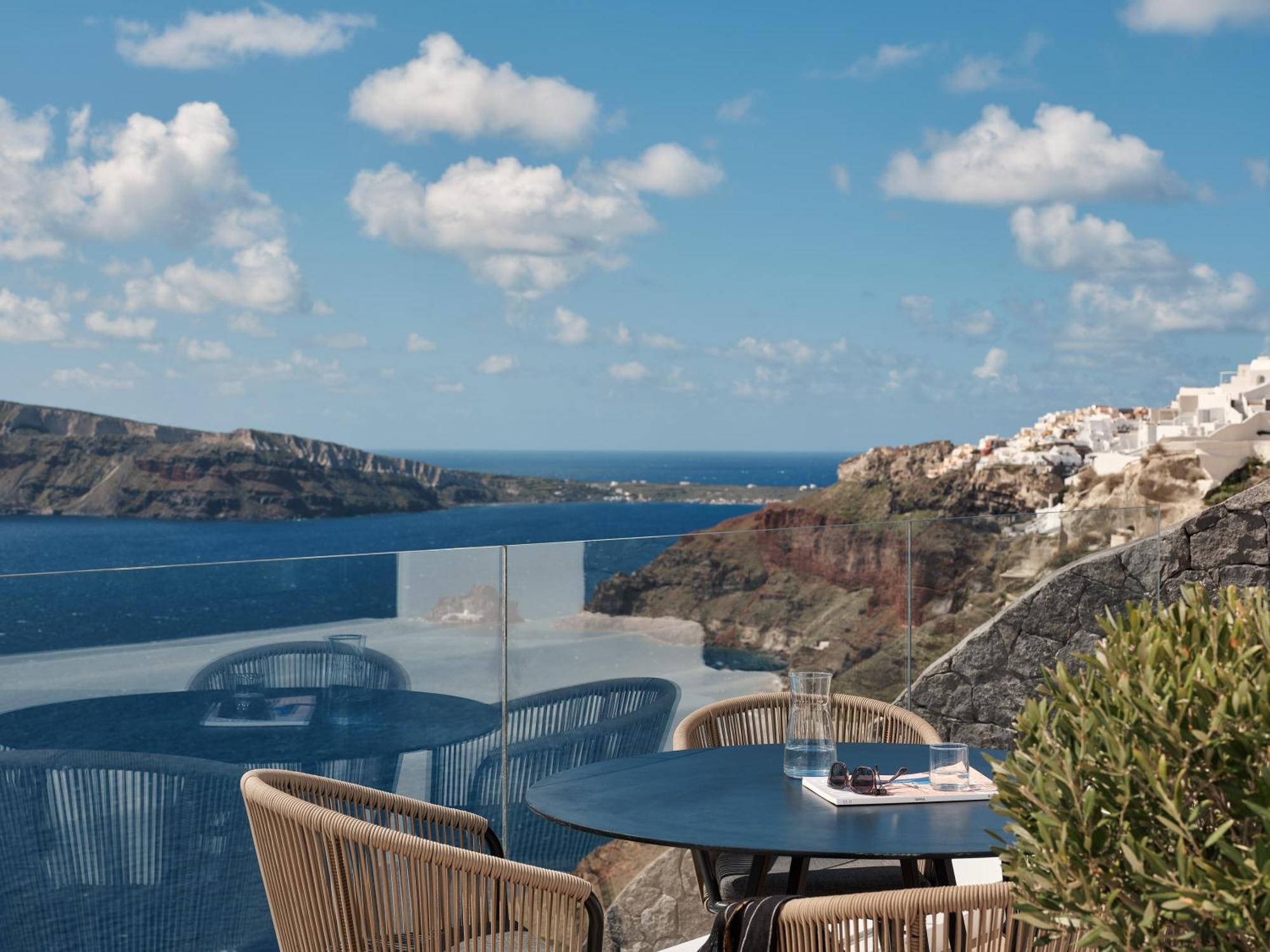 Olvos Luxury Oia (Santorini)