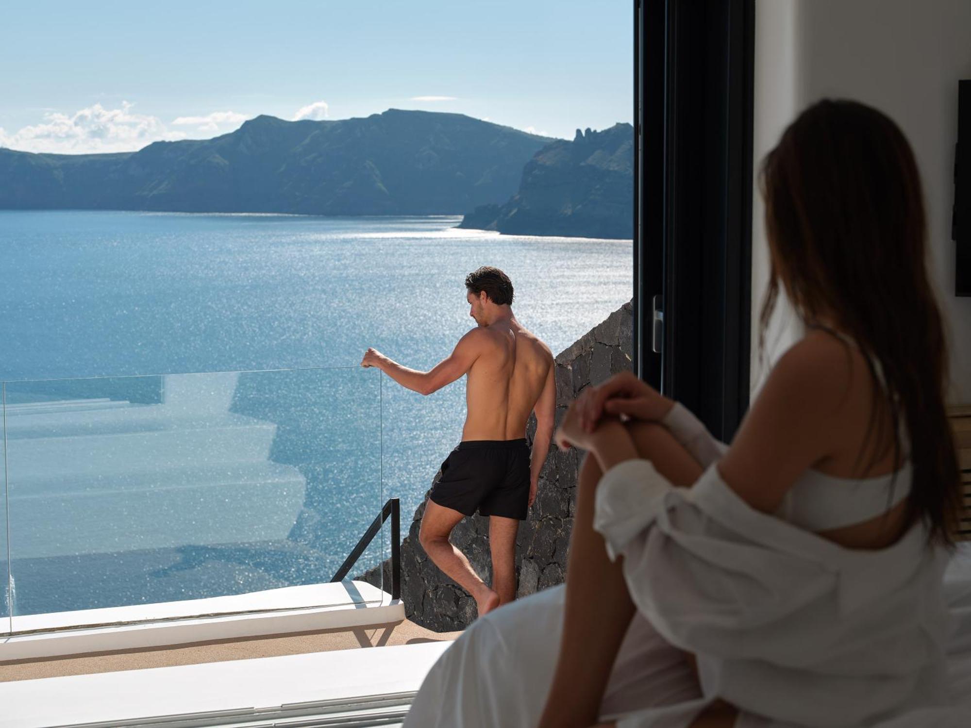 Olvos Luxury 3* Oia (Santorini)