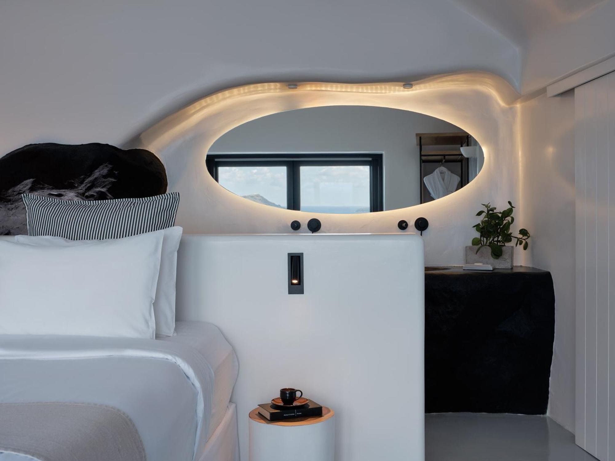 Olvos Luxury Aparthotel Oia (Santorini)