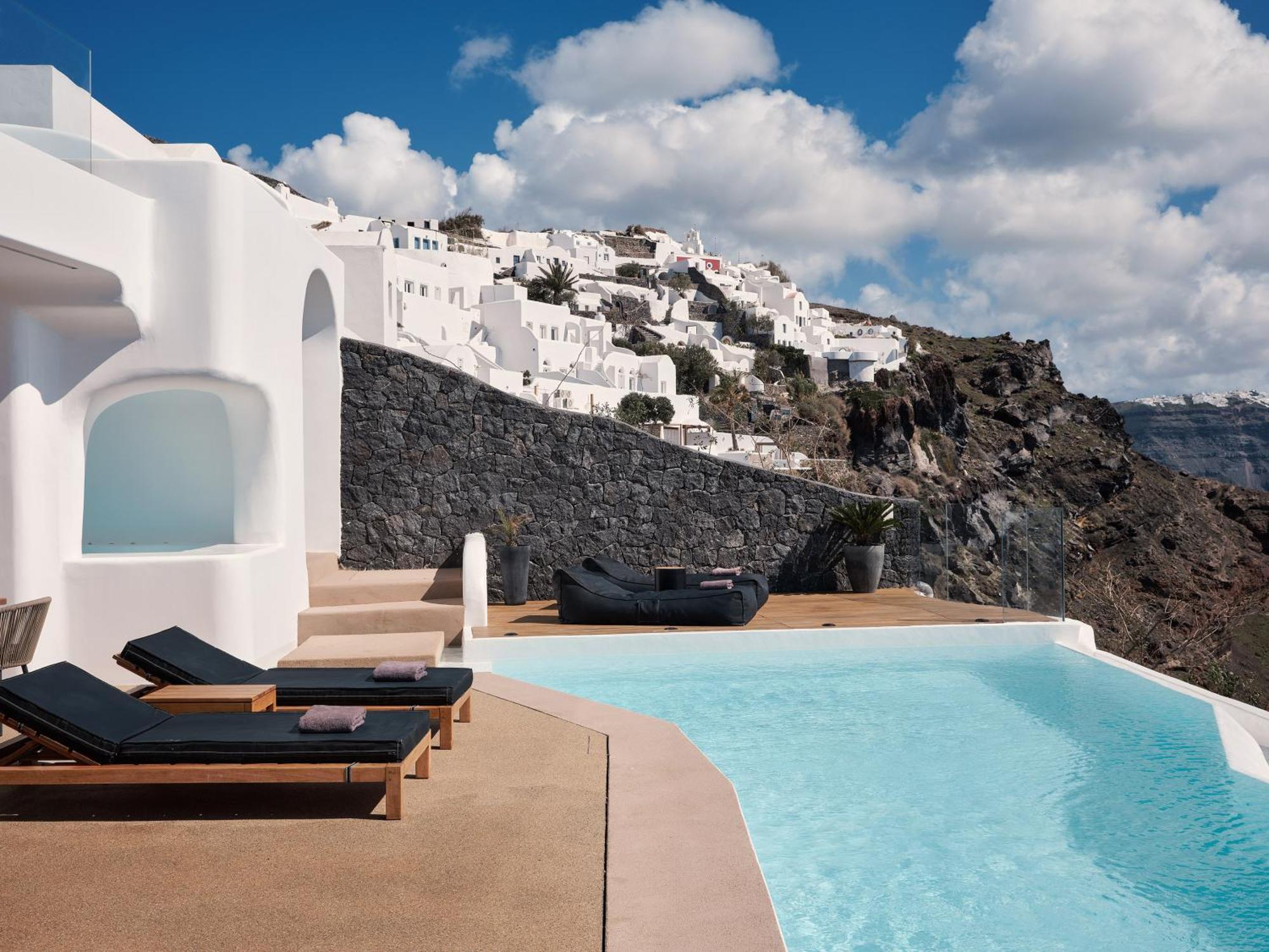 Olvos Luxury Aparthotel 3*