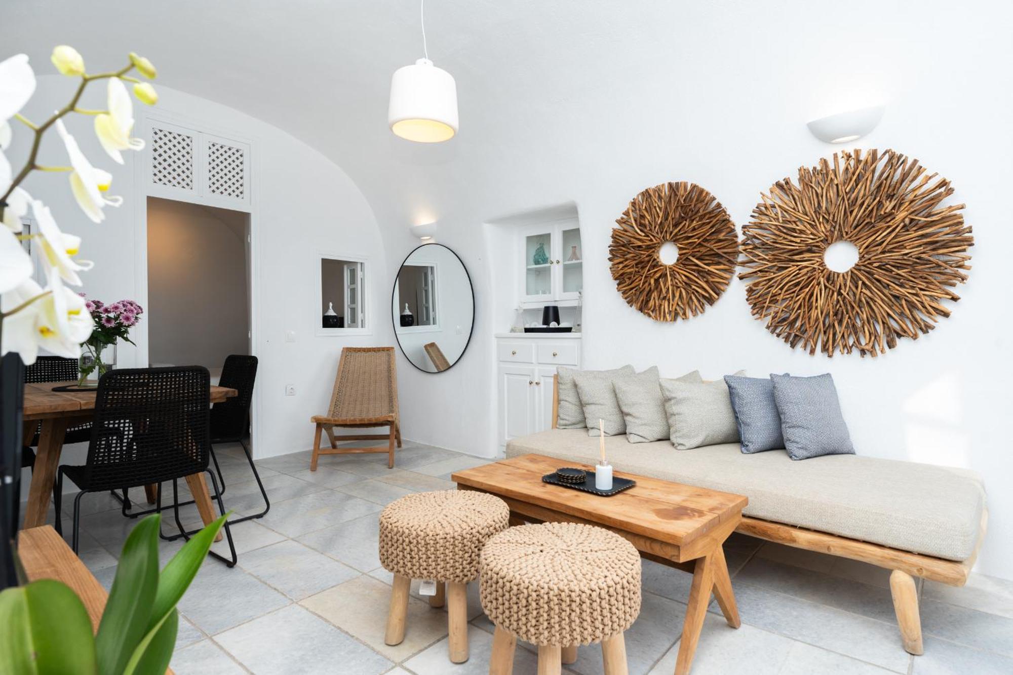 Nano Armonia Oia (Santorini)