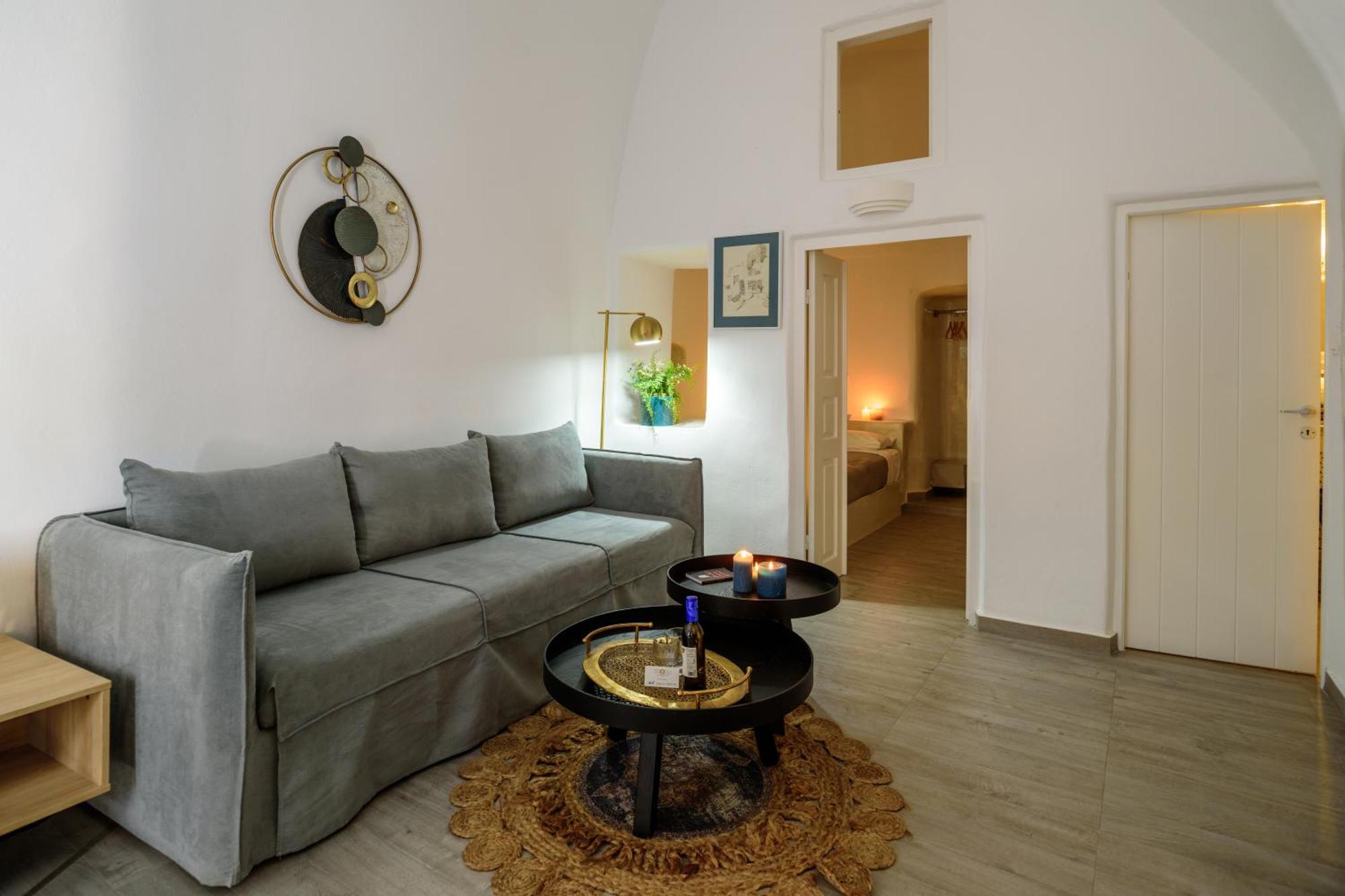Strogili Oia (Santorini)