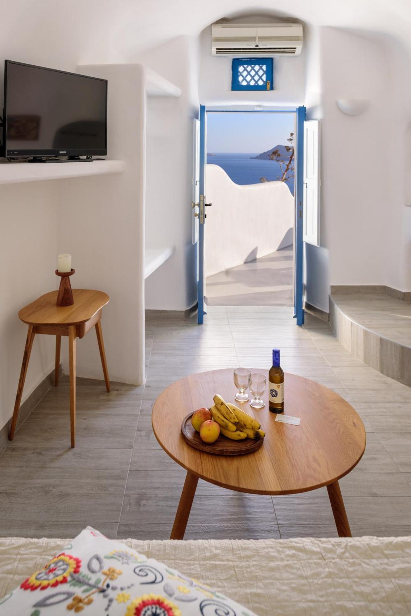 Strogili Oia (Santorini)
