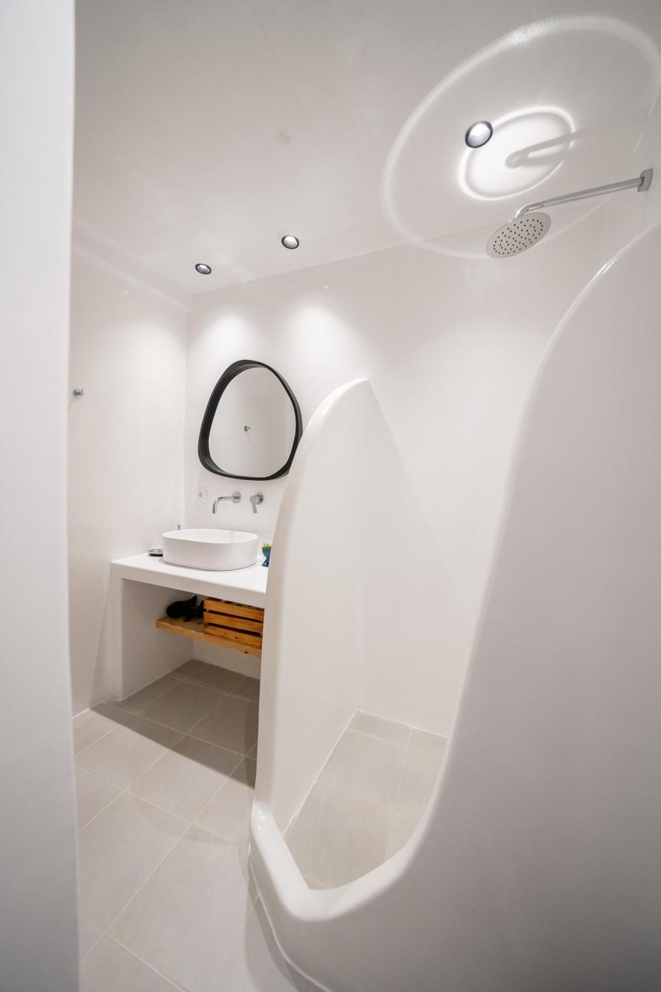 Acl'l Luxury * Oia (Santorini)