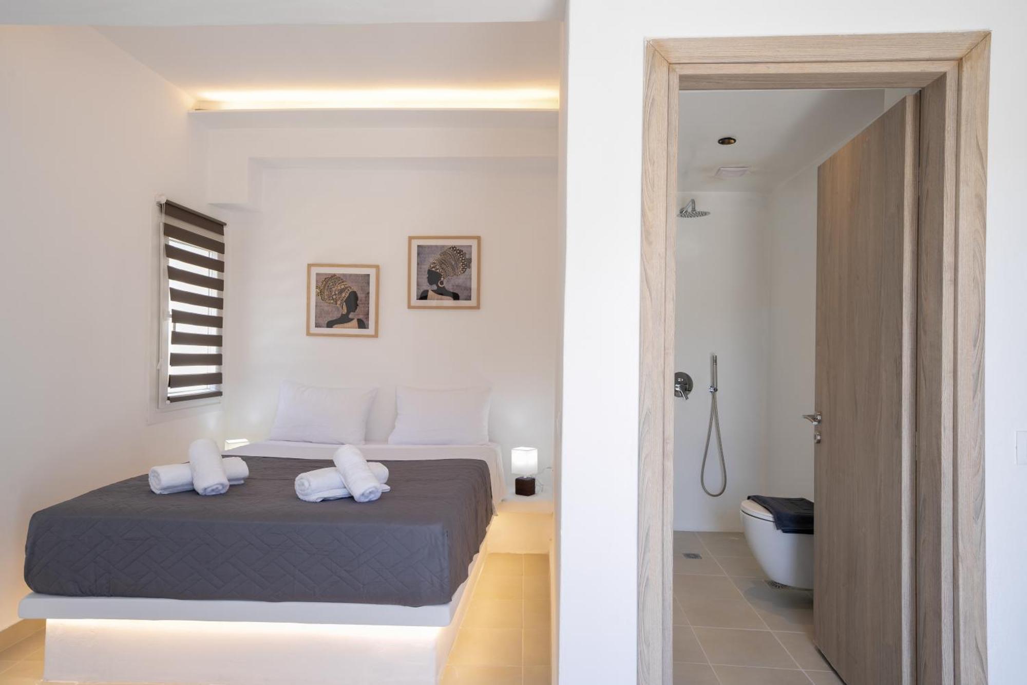 Acl'l Luxury * Oia (Santorini)