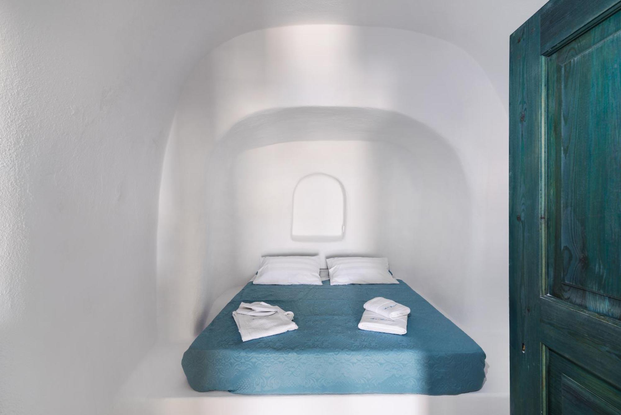 Horizon Aeifos Aparthotel Oia (Santorini)