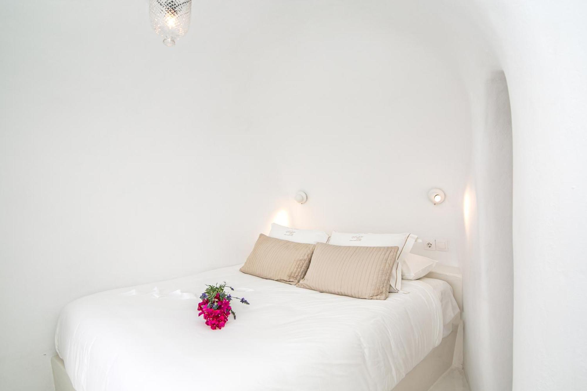 Onar - Onar Collection Oia (Santorini)