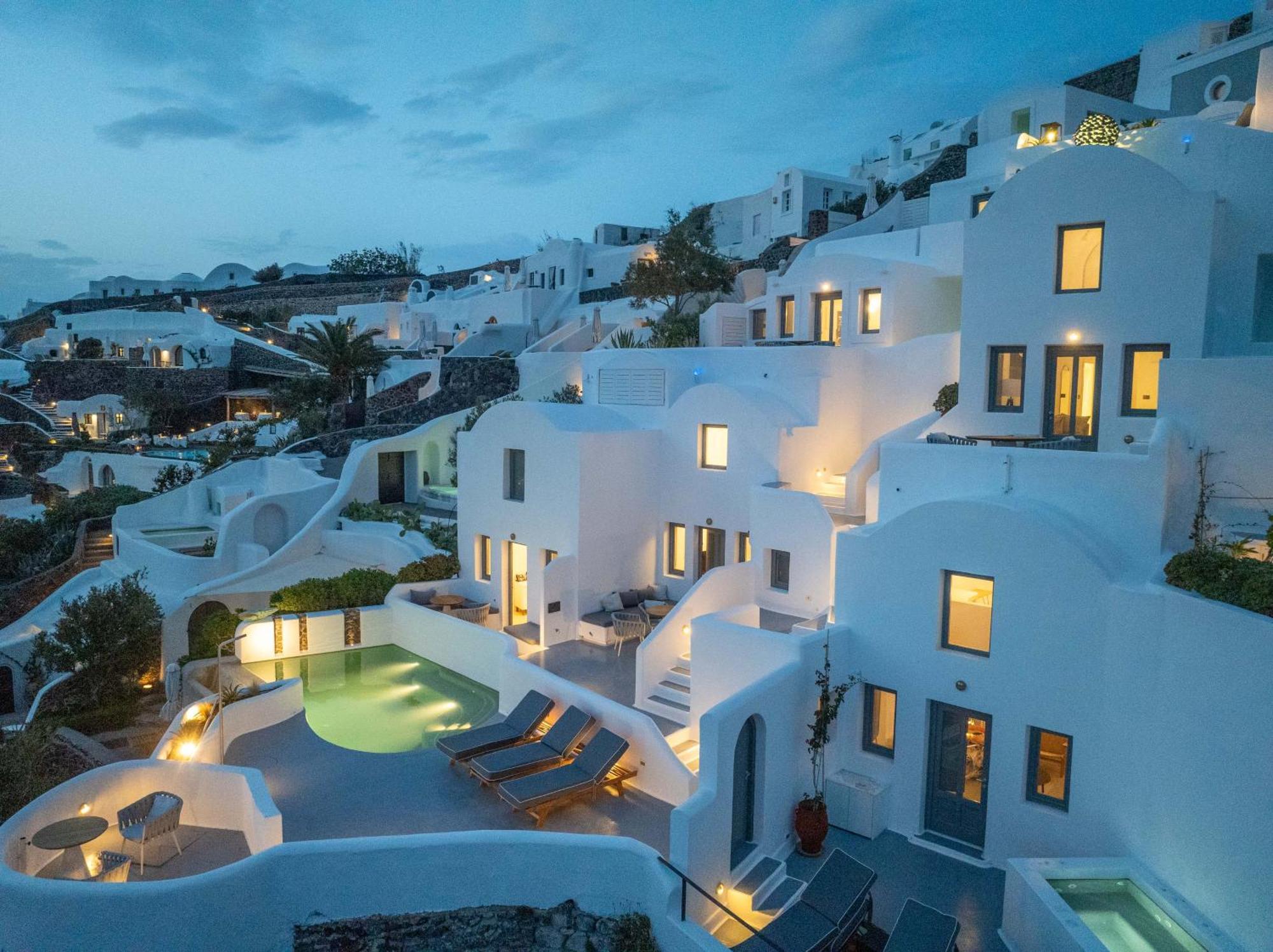 Ikies Santorini Hotel Oia (Santorini)