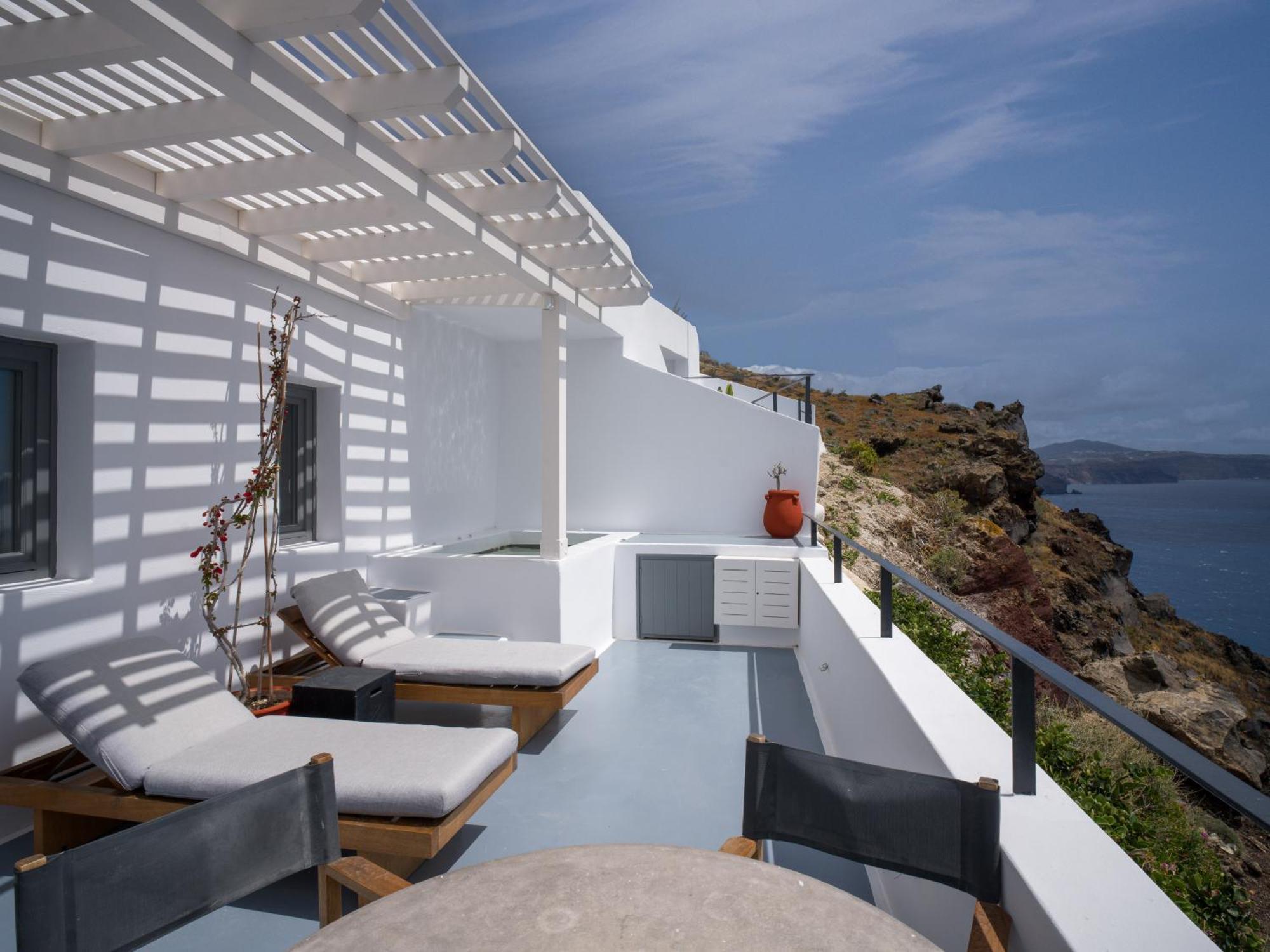 Ikies Santorini 4* Oia (Santorini)