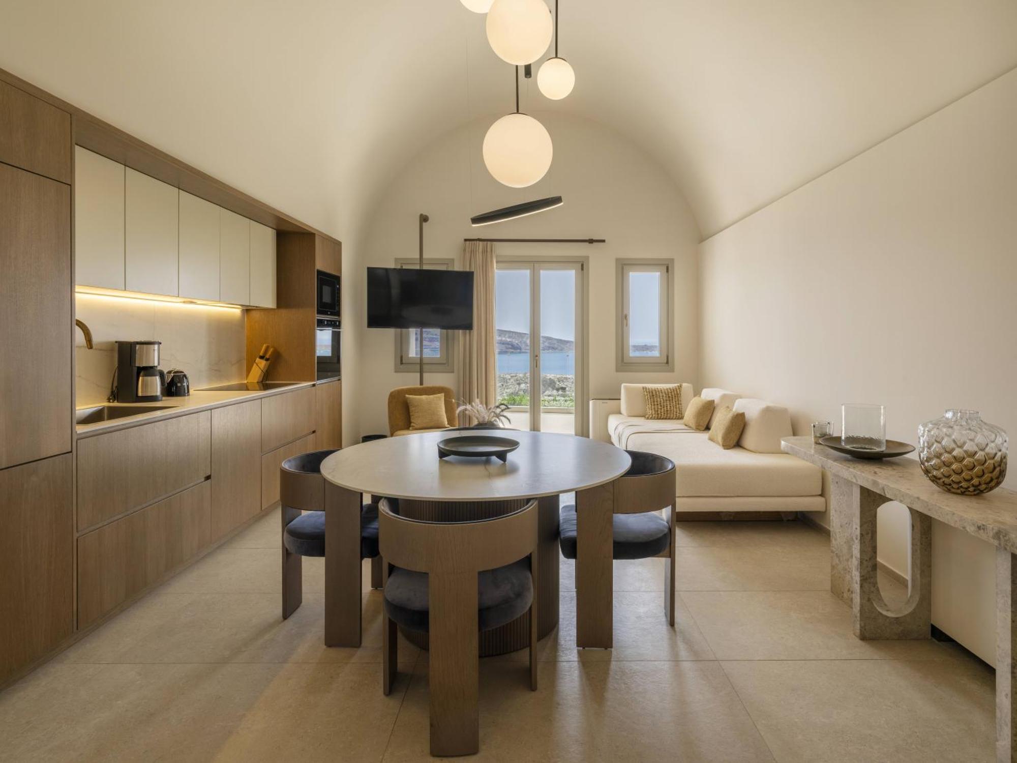 The By Santo Collection * Ia