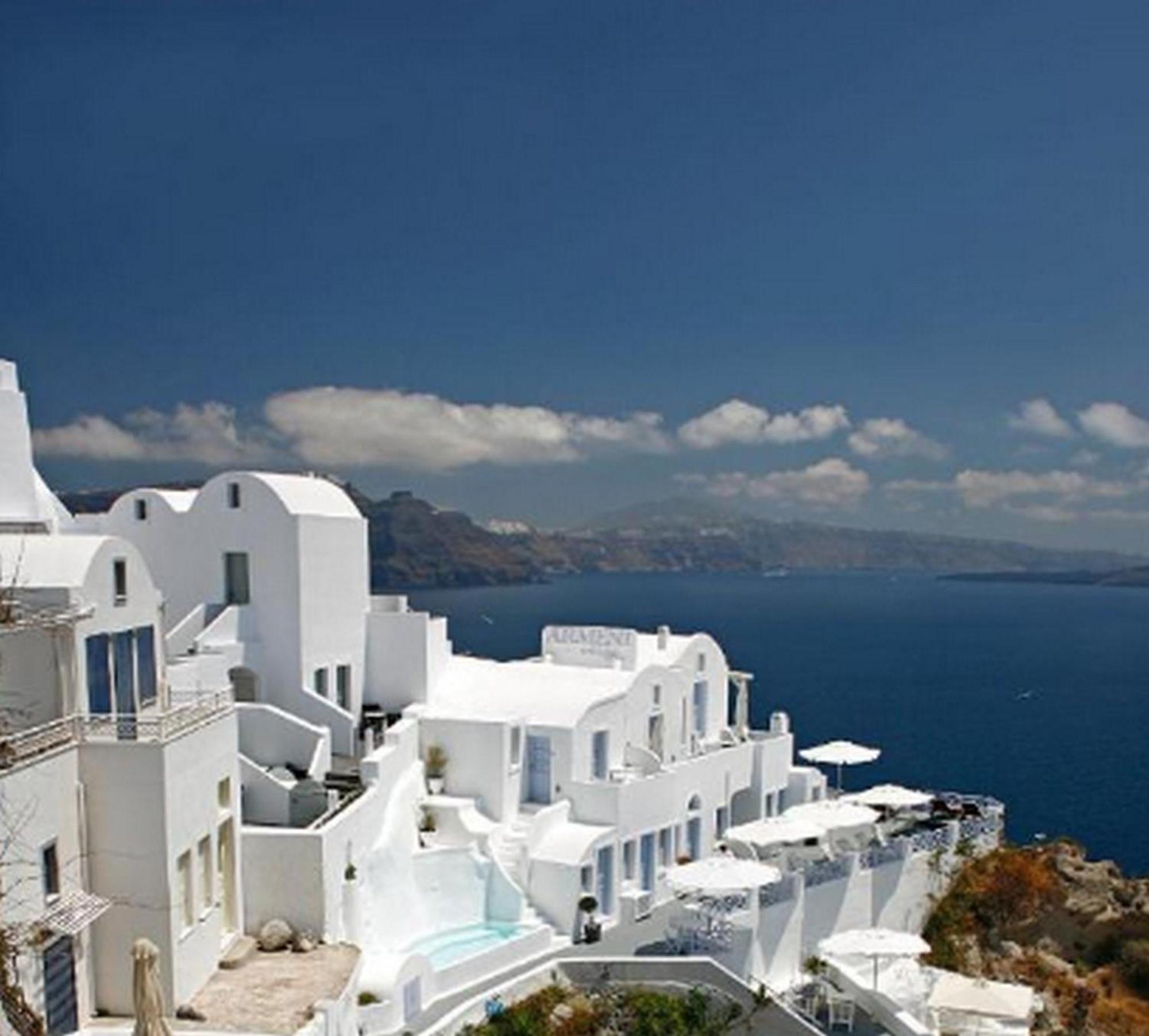 Charming Santorini Yagos 1 Bedroom Min, Children Age 12 Years Private Furnished Balcony With Hot Tub Overlooking The Sea , Villa