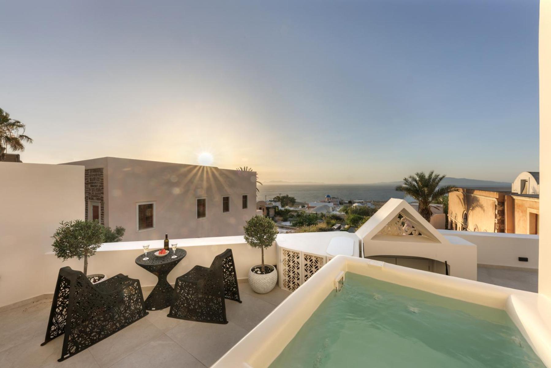 Bed & Breakfast La Madeleine Oia (Santorini)