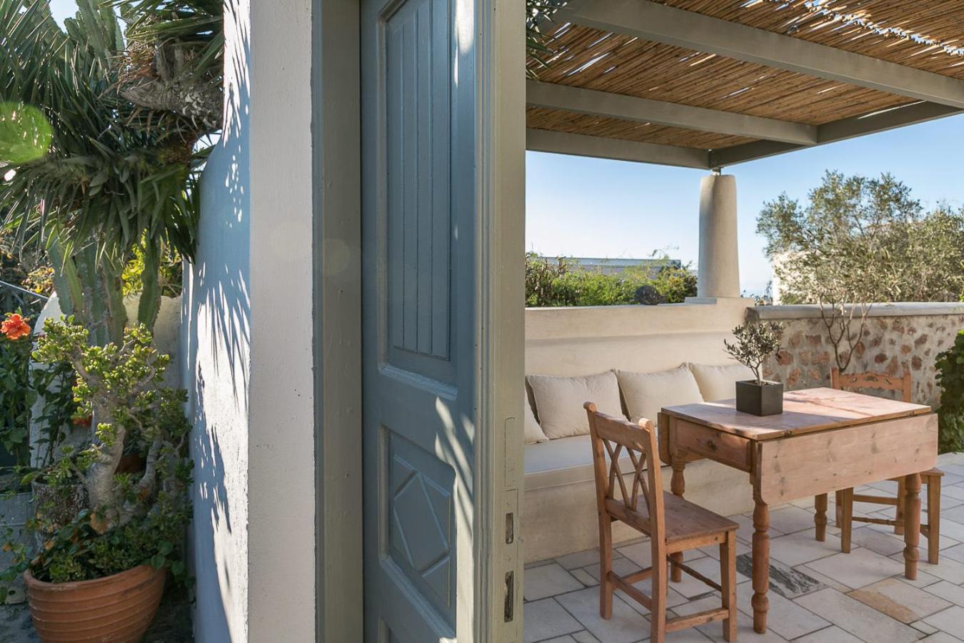 Bed & Breakfast Spitia Santorini Collection 2*