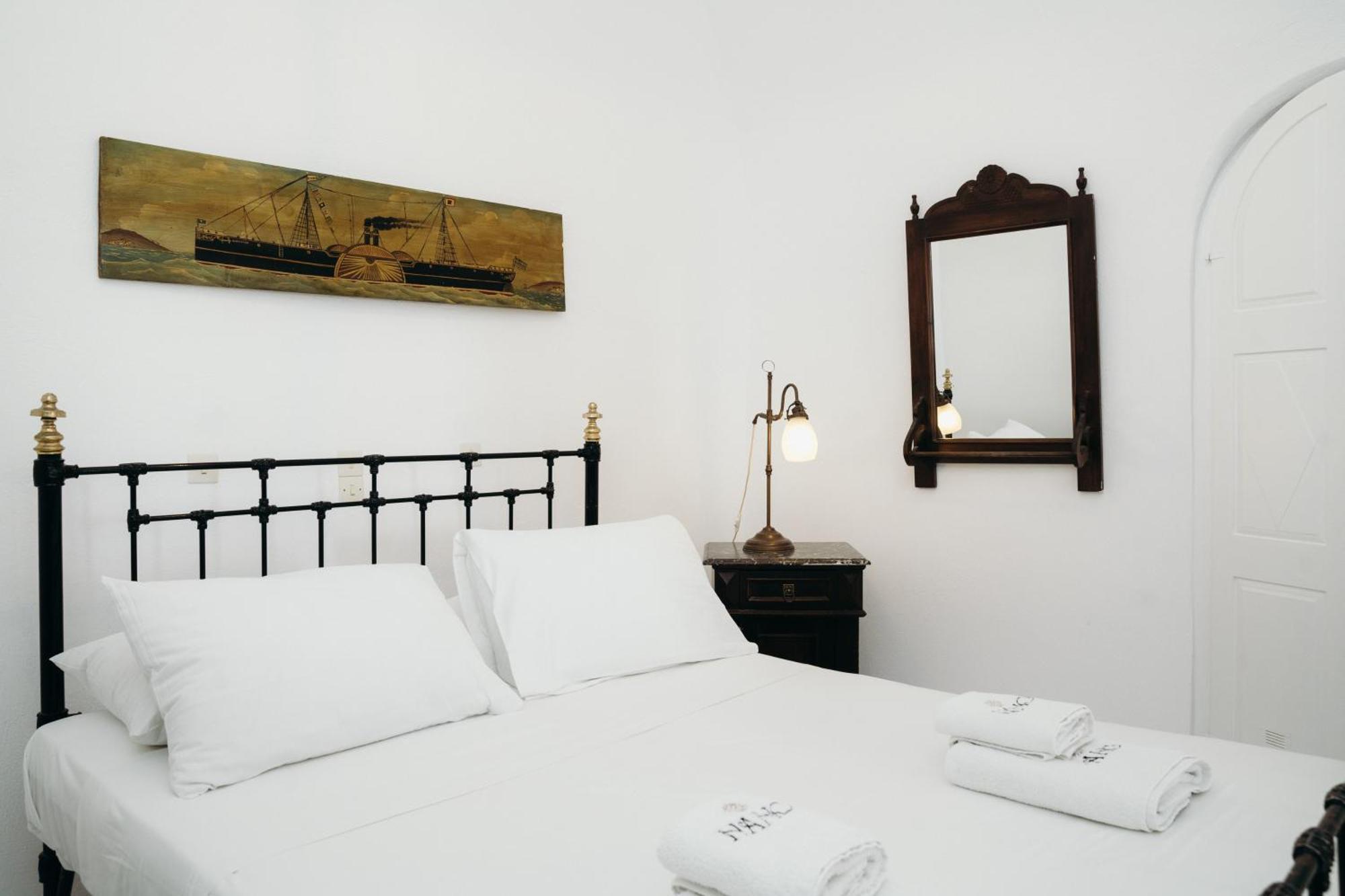 Nano Oia