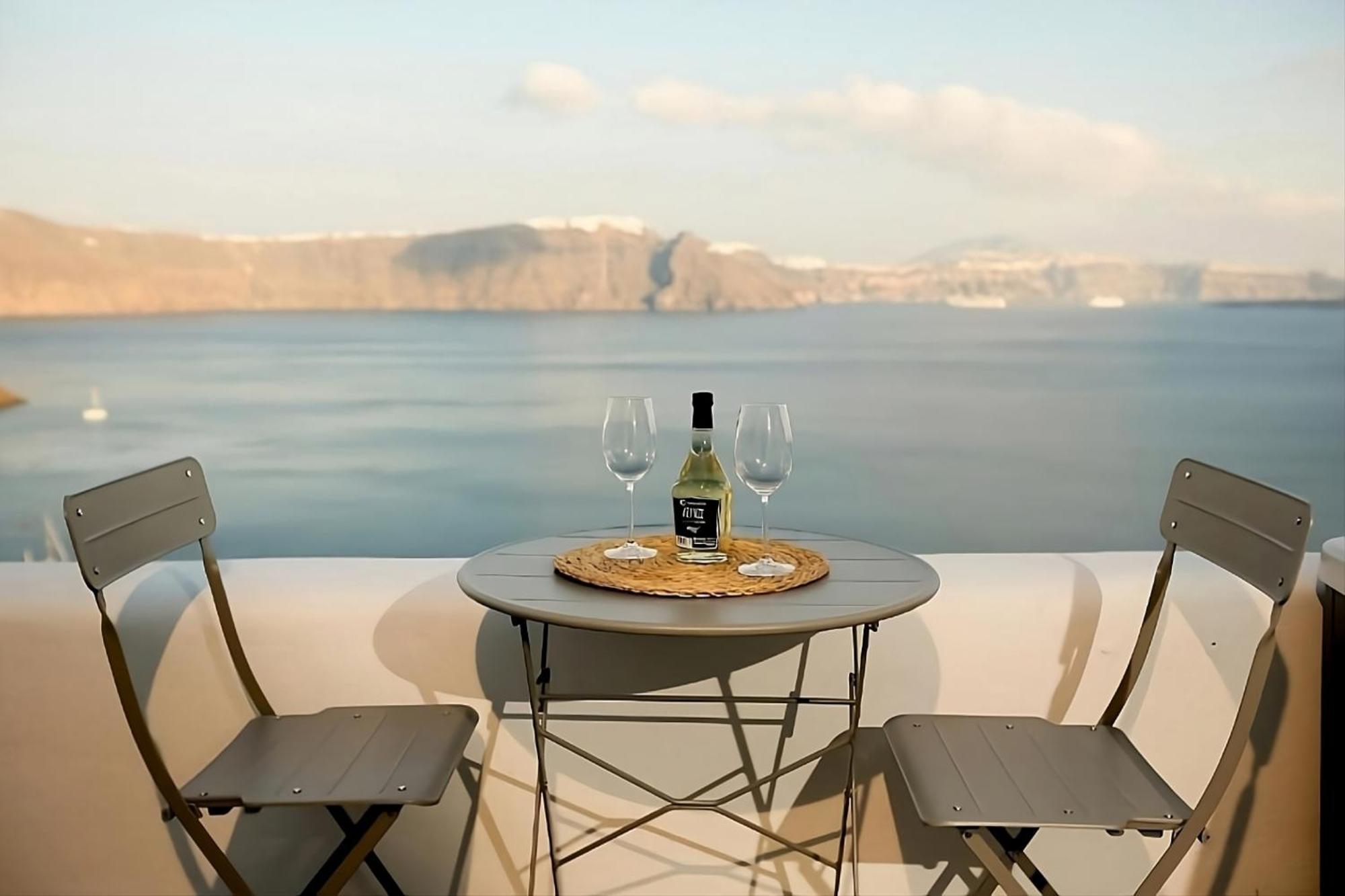 Caldera's Dream Cave House With Hot Tub & Sea View Holiday home